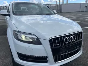 Audi Q7 3.0 TDI quattro / 7 Sitze