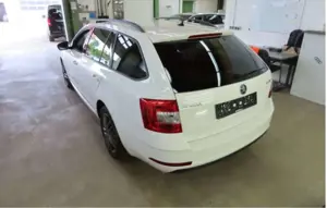 Skoda Octavia Co 2.0d DSG Soleil NAVI+/ACC/SHZ/RFK/8Fa Bild 4