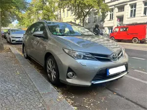Toyota Auris Auris 1.8 VVT-i Hybrid Automatik Touring Sports Li