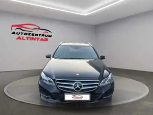 Mercedes-Benz E 250 CDI T*AUTOM*KLIMA*NAVI*StHz*AHK*LEDER*SHZ* Bild 2