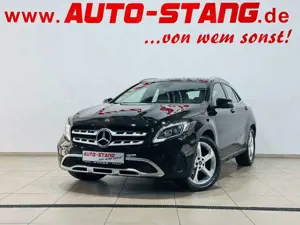 Mercedes-Benz GLA 180 *SCHECKHEFT+TEILLEDER+NAVI+18"LMF+360°*