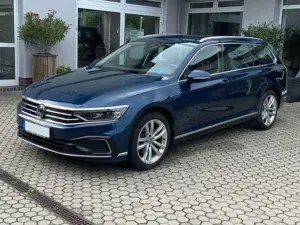 Volkswagen Passat Variant GTE Elegance AHK