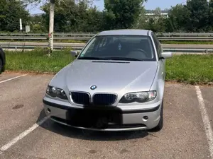 BMW 318 318i