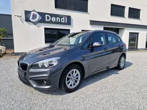 BMW 220 220 i Active Tourer *Navi*Sport-Lenkr.*Pano*