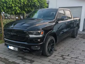 Dodge RAM Laramie Night