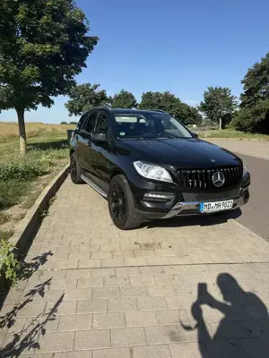 Mercedes-Benz ML 350 4MATIC (BlueEFFICIENCY) 7G-TRONIC