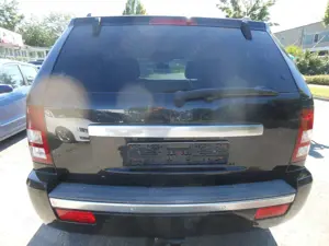 Jeep Grand Cherokee 3.0 CRD Overland Bild 4