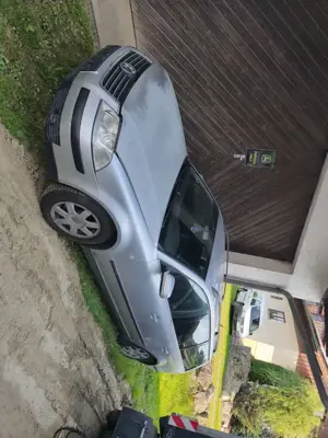 Volkswagen Passat Variant 1.8 20VT Tüv Motor 215000km