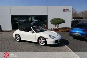 Porsche 996 911 -  Carrera 4S cabrio Excl.-Schalensitze Bild 3