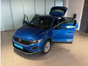 Volkswagen T-Roc 1,5 TSI Sport LED, ACC, Diebstahlwarn. Bild 2