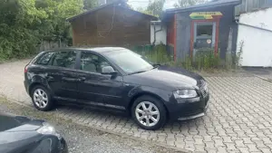Audi A3 1.6 Ambiente Automatik Sitzheizung Teilleder Bild 4