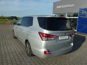 SsangYong Rodius 2.2 TDI Cargo 5Sitzer Ladefläche 16"Alu TÜV Bild 3