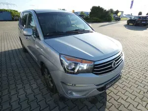 SsangYong Rodius 2.2 TDI Cargo 5Sitzer Ladefläche 16"Alu TÜV Bild 5