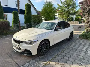 BMW 320 320i F30 Automatik M-Paket TÜV 2027