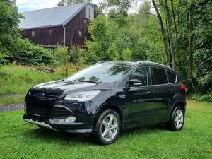 Ford Kuga Individual NAVI*CAM*XENON*TÜV NEU*8xFACH*S-HEFT