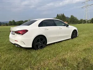 Mercedes-Benz A 200 AMG-Line + Night Paket Bild 5