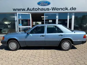 Mercedes-Benz 260 E 2,6l*2.HAND*el.SSD*AUTOMATIK*H-KENNZEICHEN