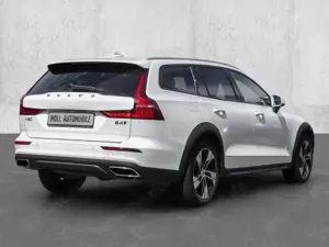 Volvo V60 Cross Country Cross Country Pro AWD B4 Diesel EU6d Navi Leder Di Bild 2