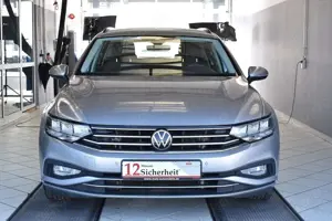 Volkswagen Passat Variant 2.0TDI Business DSG*AHK*LED*ACC Bild 2