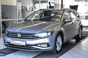 Volkswagen Passat Variant 2.0TDI Business DSG*AHK*LED*ACC