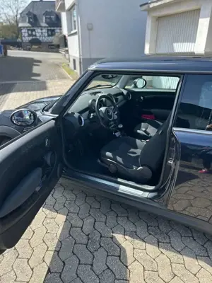 MINI One Mini Cooper Bild 3
