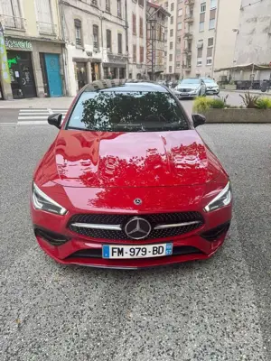 Mercedes-Benz CLA 200 d Shooting Brake 8G-DCT AMG Line Bild 1
