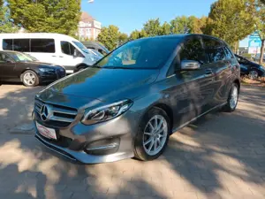Mercedes-Benz B 180 Urban Navi LED Klima Sitzheizung Alu