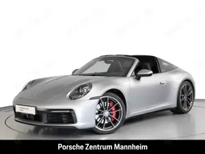 Porsche 992 911 Targa 4S SportChrono Sportabgas Matrix Bose
