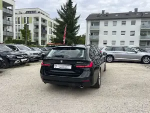 BMW 320 d Touring Advantage LED+KAMERA+NAVI+SPURASSIST+1.H Bild 5