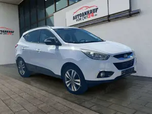 Hyundai iX35 Premium GO! AWD*Xenon*Leder*8-fach*Navi* Klima
