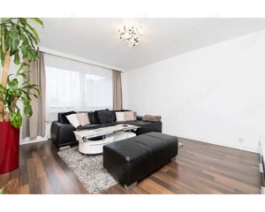 Polsterecke + großer Hocker