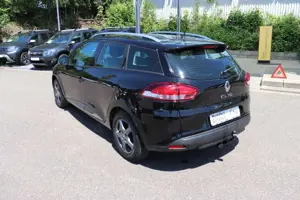 Renault Clio IV Grandtour Limited, AHK Bild 3