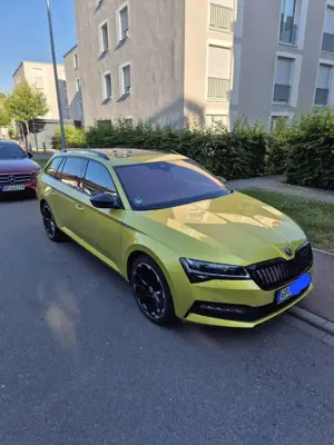 Skoda Superb Combi 1.4 TSI iV DSG Sportline