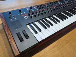 Dave Smith Instruments Prophet 12 Synthesizer Bild 2