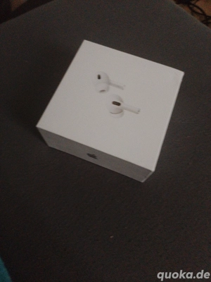 airpods in weiß