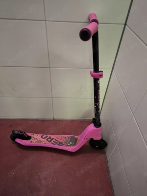 Kinder Aero Roller mit leuchtende räder