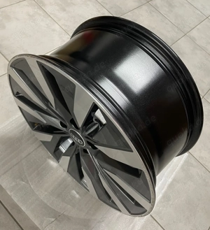 18 Zoll Alufelge 10-Dynamik-Speichen für Audi A6 4K (C8) Bild 3
