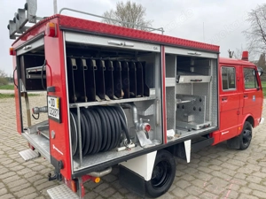 VW LT 50 Feuerwehrfahrzeug aus dem Baujahr 1993   ein Klassiker Bild 2