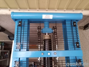 Hochhubwagen 3m, 1 to, manuell, sehr robust mit 320 kg Leergewicht, neuwertig