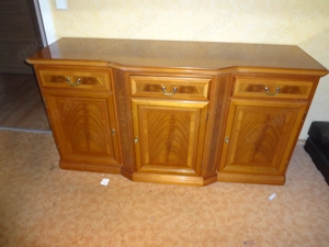 Kommode, Holzfurnier, 3 türig, 3 Schübe, B 170 cm