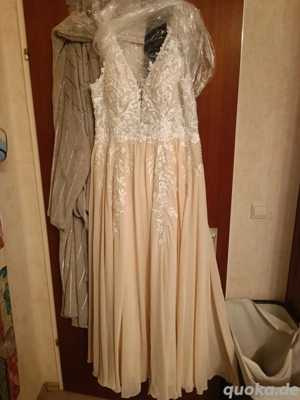 Brautkleid