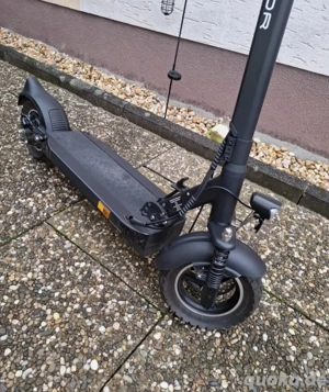 E-Roller mit Straßenzulassung Reichweite bis 100 km