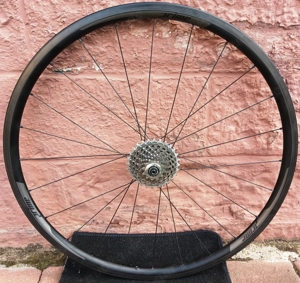 Carbon Prime A020 Rennrad Hinterrad mit  SRAM 12 Fach  Kassette 11 - 28