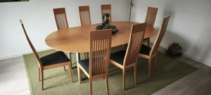 Esstisch mit 8 Stühlen aus Buche 