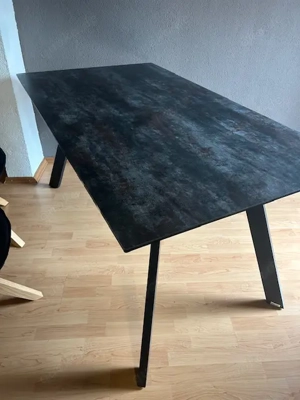 Esstisch mit Thermoglas