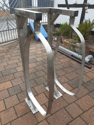 Edelstahlgestell mit Aufhängvorrichtung abzugeben