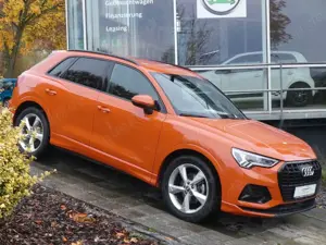 Audi Q3 35 TFSI advanced S-tonic 19Zoll MMI Navi AHK