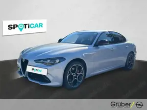 Alfa Romeo Giulia GIULIA 2.0 TURBO VELOCE Q4 --LEDER-NAVI-19--