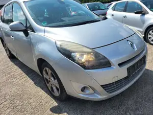 Renault Scenic Diesel Grand dCi 130 FAP Luxe Bild 3