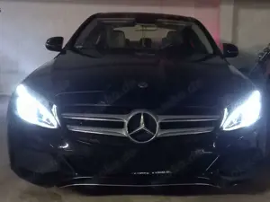 Mercedes-Benz C 180 Avantgarde Bild 2